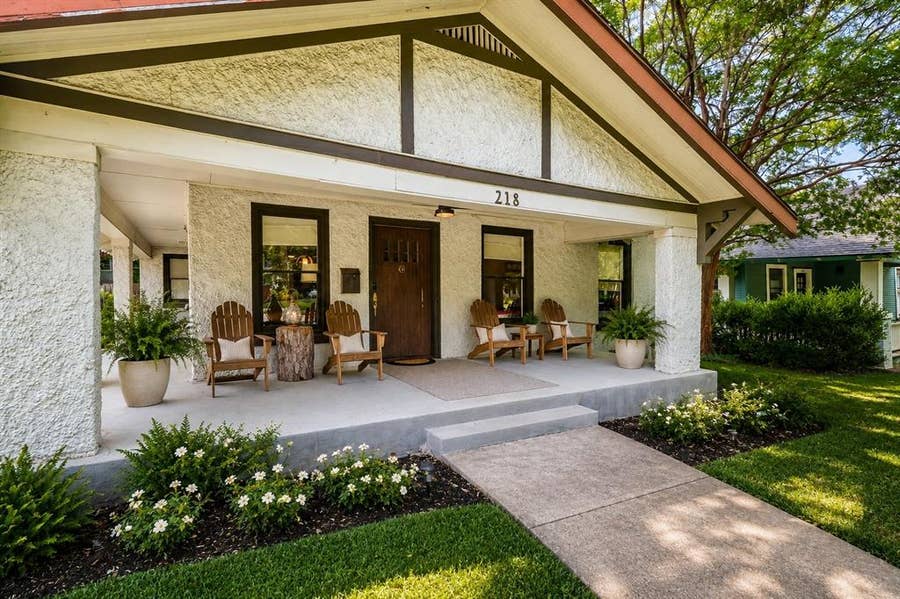 Property photo for 218 N Rosemont Avenue, Dallas, TX