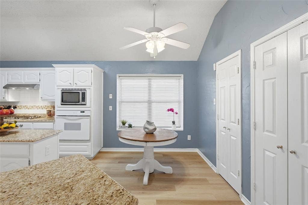 4912 Basil Drive, McKinney, TX 75070 4912 Basil Drive, McKinney, TX 75070