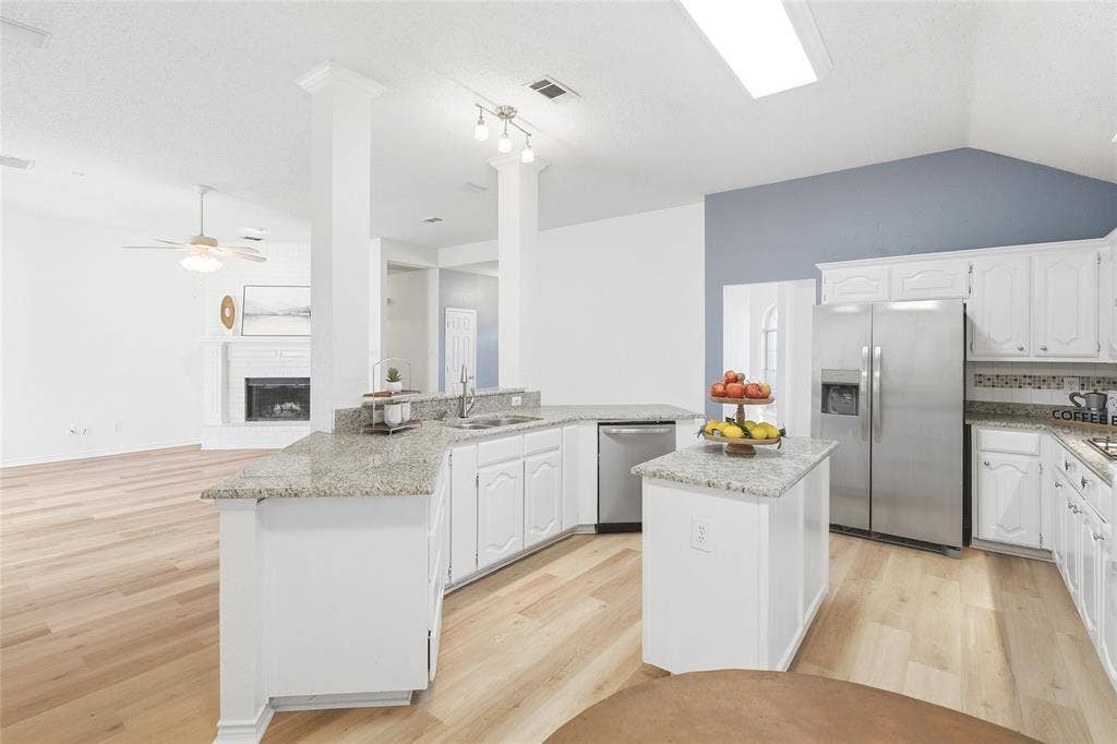 4912 Basil Drive, McKinney, TX 75070 4912 Basil Drive, McKinney, TX 75070