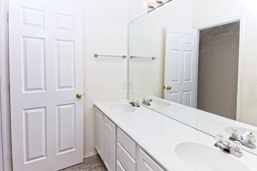8713 Somerville Way, Plano, TX 75025 8713 Somerville Way, Plano, TX 75025