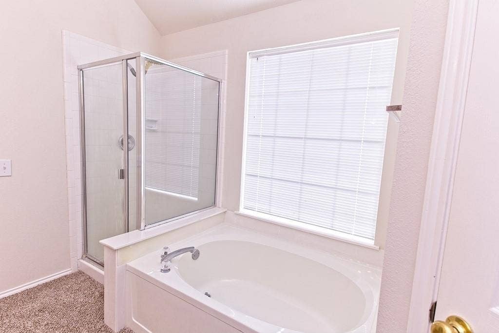 8713 Somerville Way, Plano, TX 75025 8713 Somerville Way, Plano, TX 75025