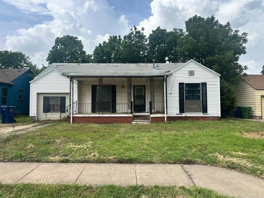 Property photo for 813 Magnolia Drive, Garland, TX