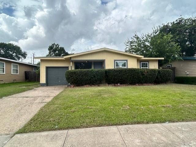 Property photo for 209 E Linda Drive, Garland, TX