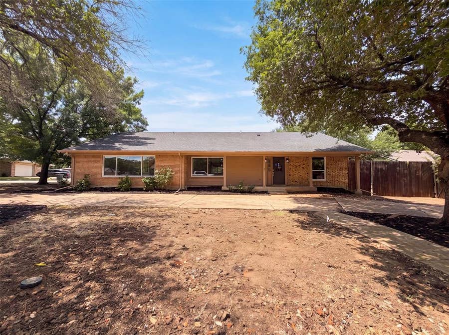 Property photo for 940 Western Trail, Keller, TX