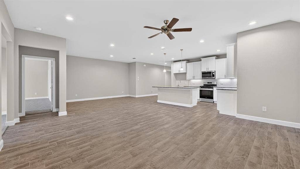 1416 CANTERBURY Trail, DeSoto, TX 75115 1416 CANTERBURY Trail, DeSoto, TX 75115