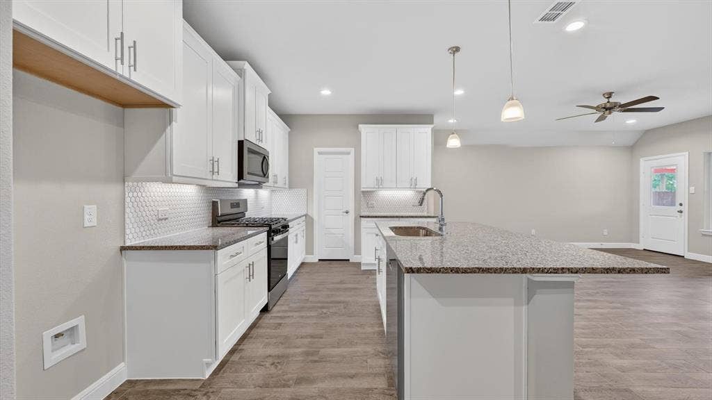 1416 CANTERBURY Trail, DeSoto, TX 75115 1416 CANTERBURY Trail, DeSoto, TX 75115