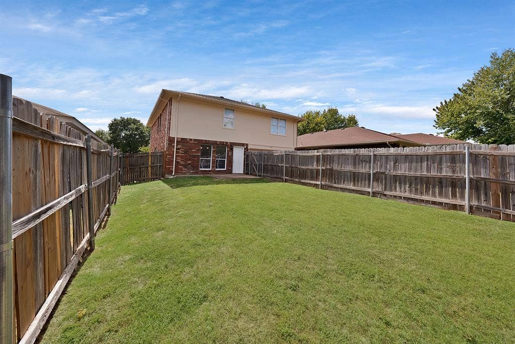 785 Eldorado Drive, DeSoto, TX 75115 785 Eldorado Drive, DeSoto, TX 75115