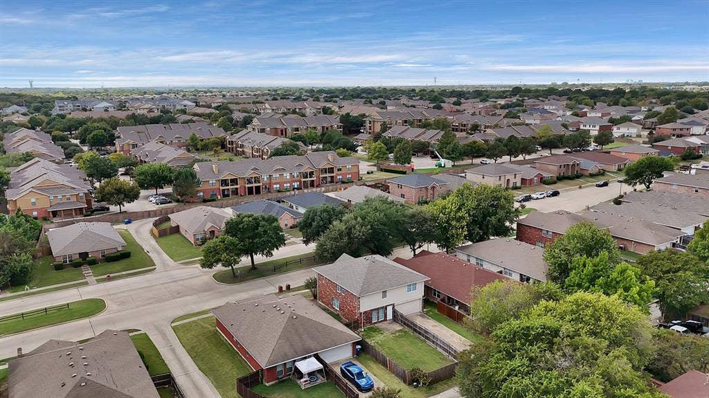 785 Eldorado Drive, DeSoto, TX 75115 785 Eldorado Drive, DeSoto, TX 75115