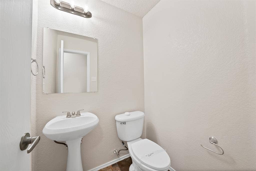 785 Eldorado Drive, DeSoto, TX 75115 785 Eldorado Drive, DeSoto, TX 75115