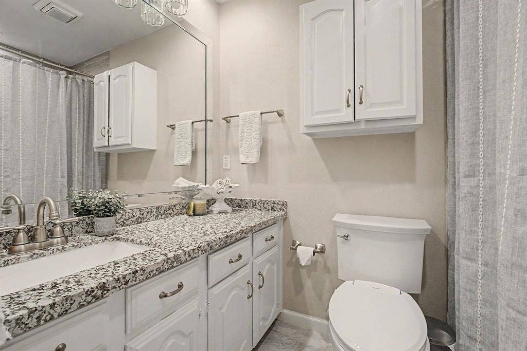 4529 Denver Drive, Plano, TX 75093 4529 Denver Drive, Plano, TX 75093