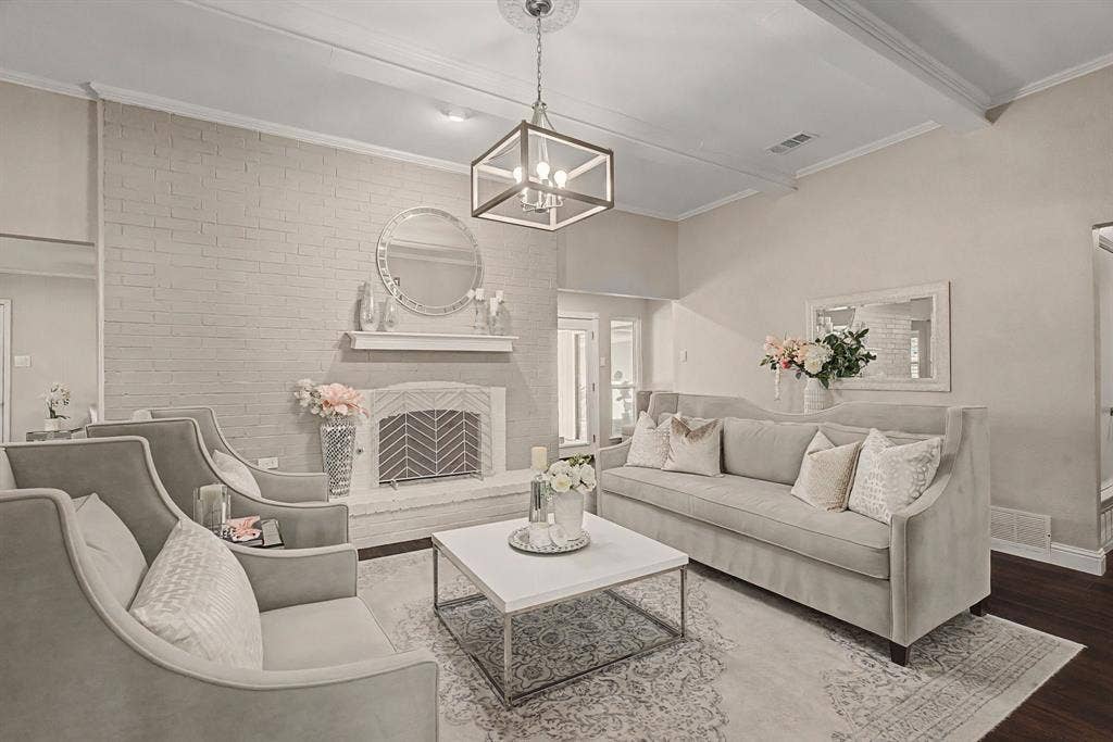 4529 Denver Drive, Plano, TX 75093 4529 Denver Drive, Plano, TX 75093
