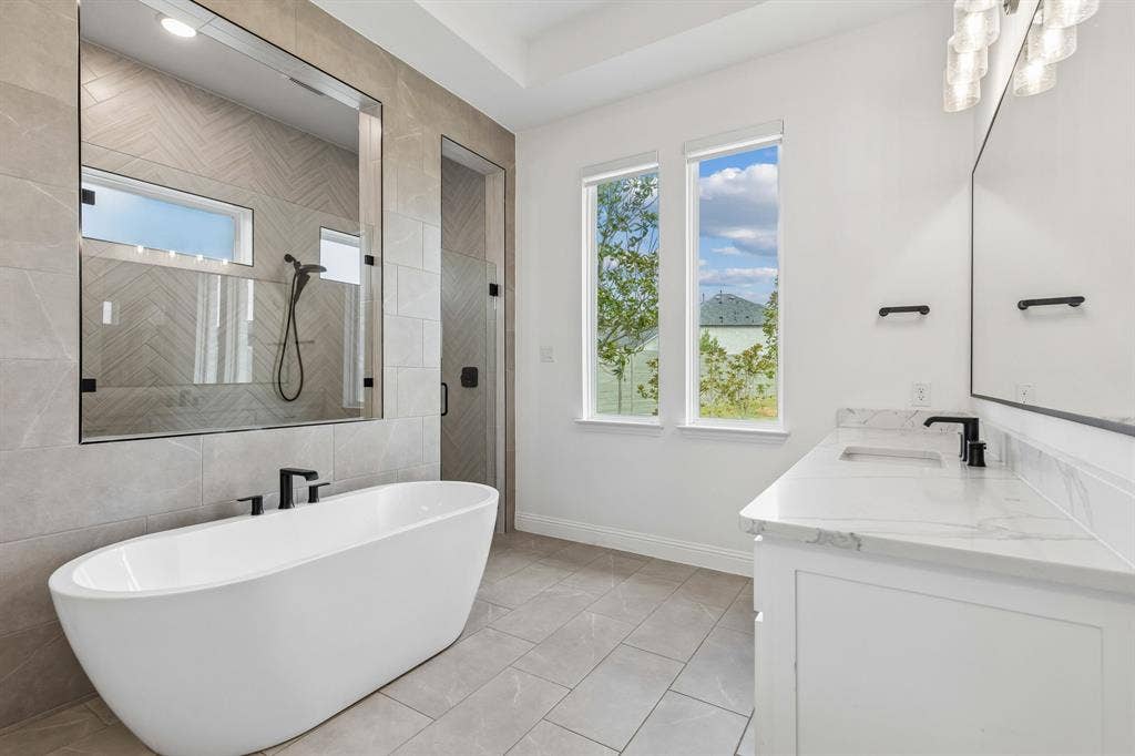 1908 Breezy Brook Lane, Argyle, TX 76226 Master bath