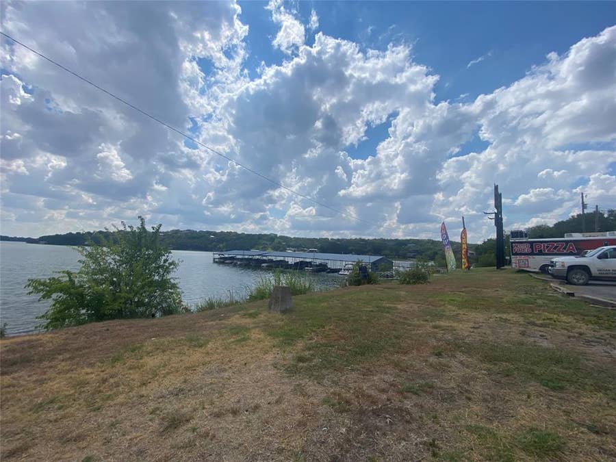 Property photo for 4003 Iron Horse Trail, Granbury, TX