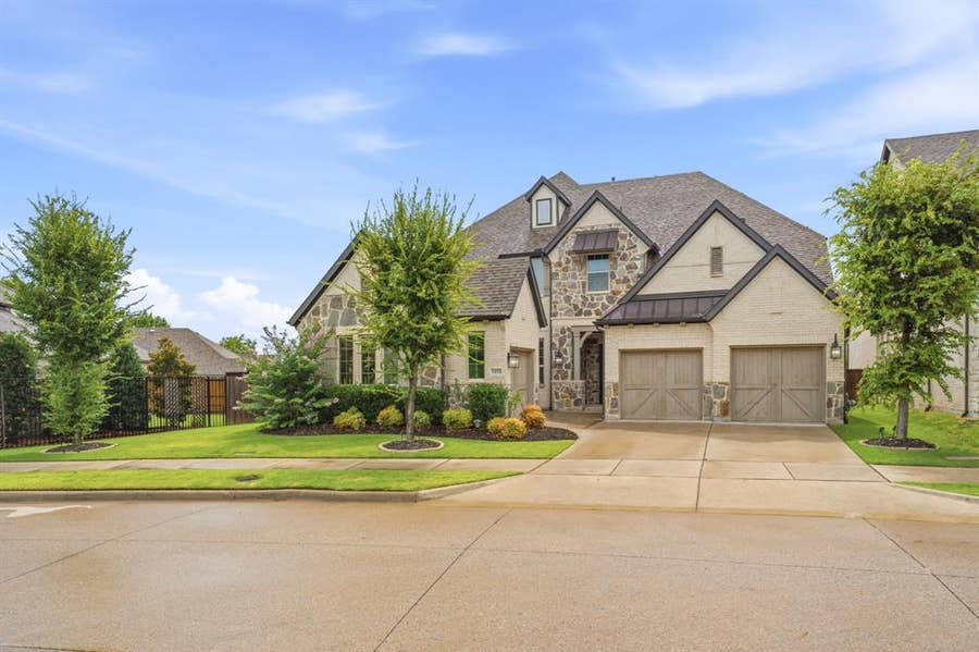 Property photo for 1014 Devonshire Drive, Allen, TX