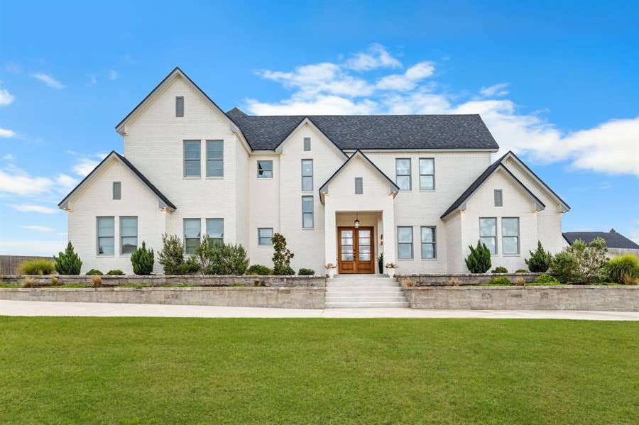 Property photo for 279 Royals Ranch Road, Lorena, TX