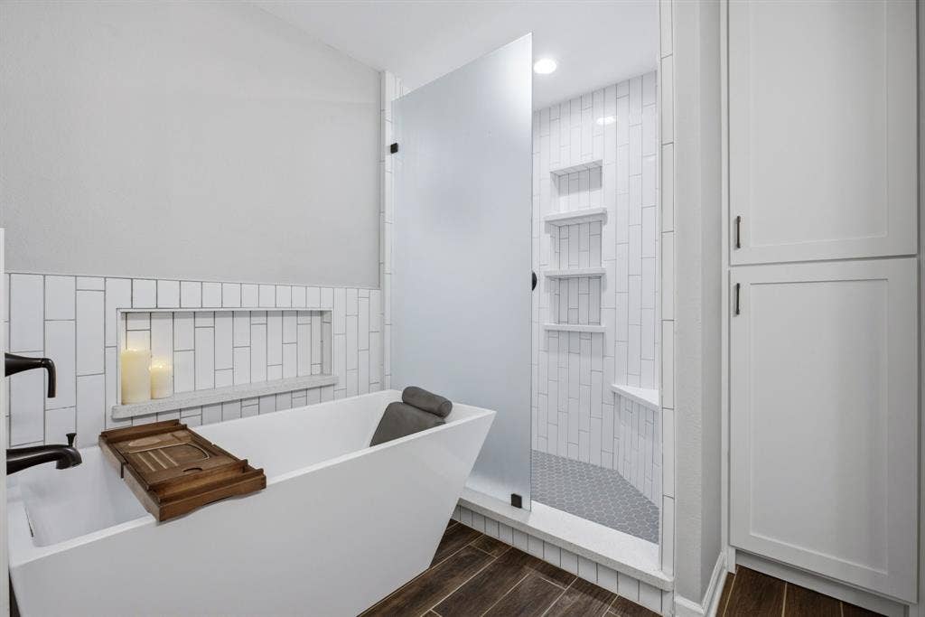 12932 Pearson Drive, Frisco, TX 75035 Soaking tub