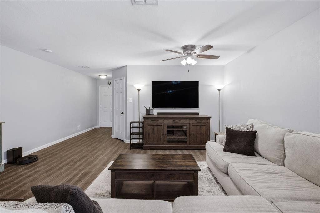 12932 Pearson Drive, Frisco, TX 75035 12932 Pearson Drive, Frisco, TX 75035
