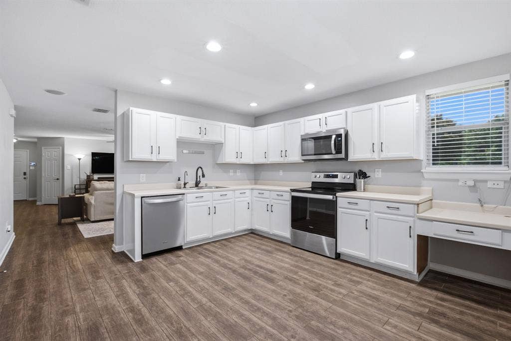 12932 Pearson Drive, Frisco, TX 75035 Built in kitchen desk