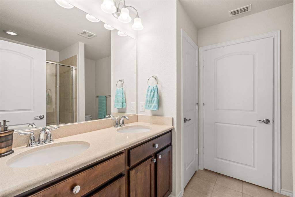 9121 Tranquil Trail, McKinney, TX 75071 9121 Tranquil Trail, McKinney, TX 75071