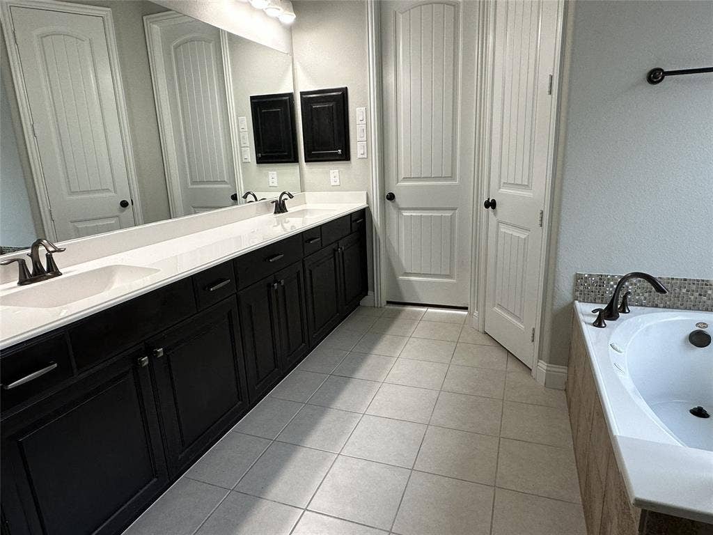 1704 Monahan Drive, Argyle, TX 76226