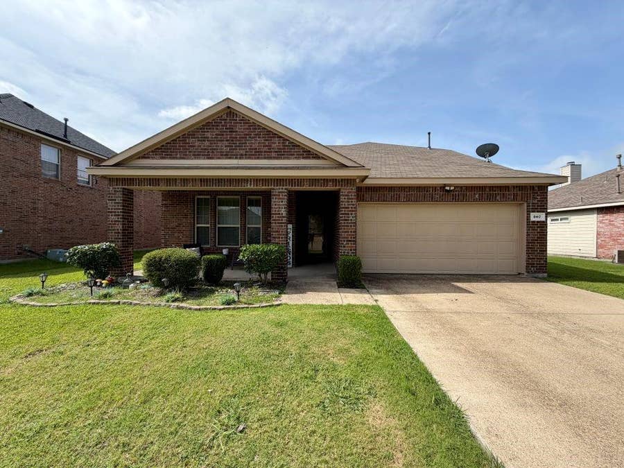 Property photo for 207 Patriot Parkway, Forney, TX