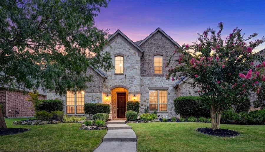 Property photo for 859 Fountain View Court, Allen, TX