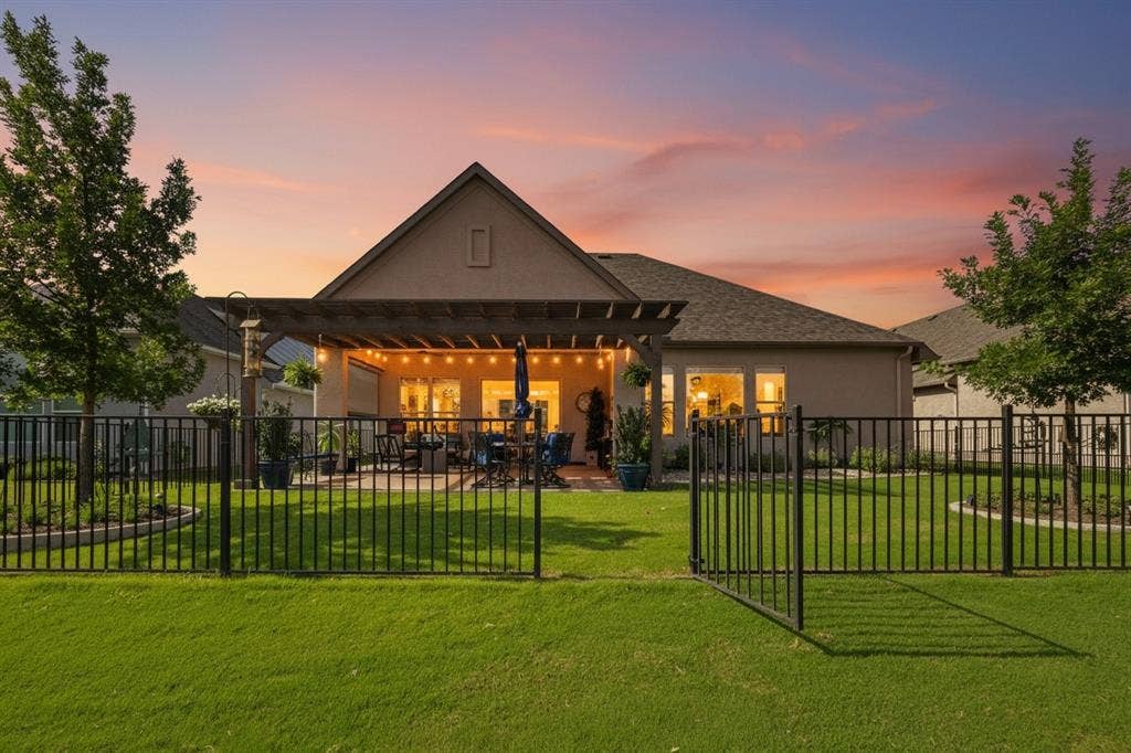 9604 Siltstone Drive, Denton, TX 76207 9604 Siltstone Drive, Denton, TX 76207