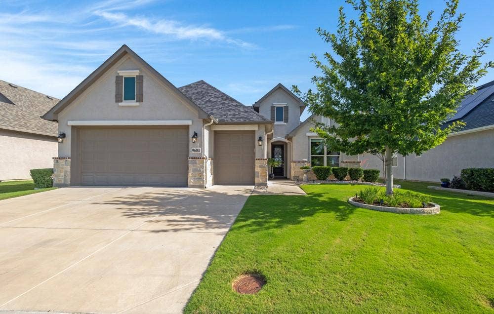 9604 Siltstone Drive, Denton, TX 76207 9604 Siltstone Drive, Denton, TX 76207