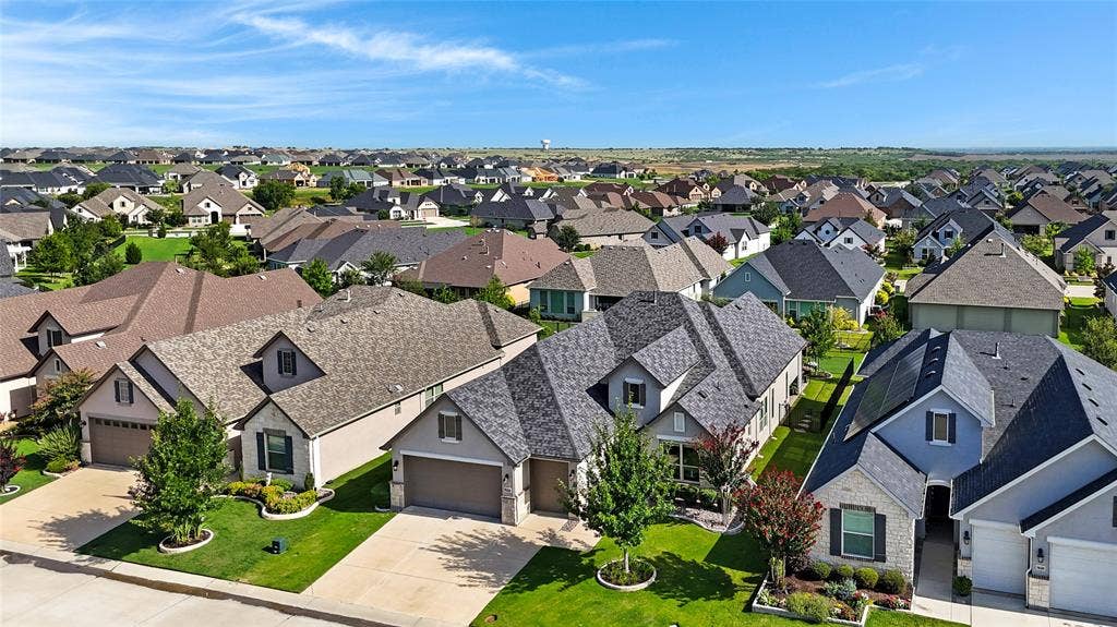 9604 Siltstone Drive, Denton, TX 76207 9604 Siltstone Drive, Denton, TX 76207