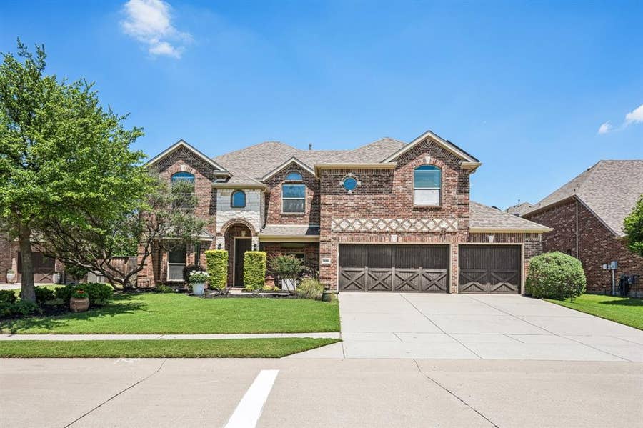 Property photo for 851 White River Drive, Prosper, TX