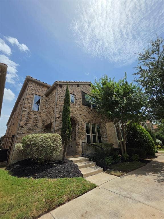 Property photo for 6638 Deleon Street, Irving, TX