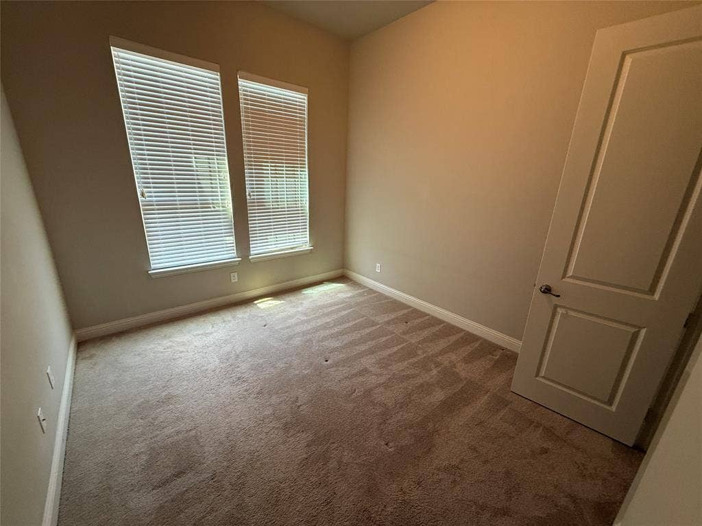 1101 Prairie Ridge Lane, Arlington, TX 76005