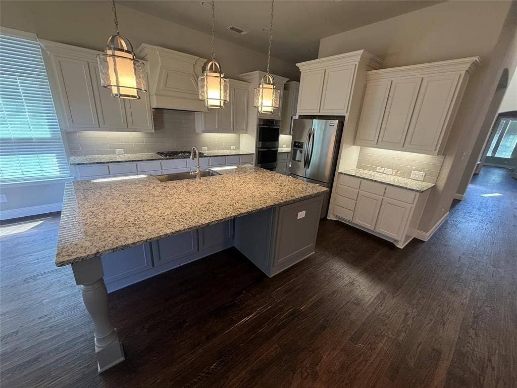 1101 Prairie Ridge Lane, Arlington, TX 76005