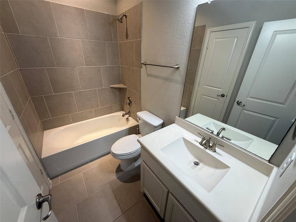 1101 Prairie Ridge Lane, Arlington, TX 76005
