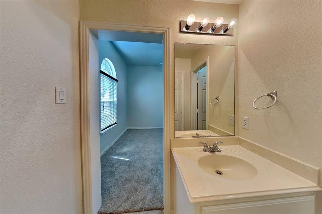 3404 Pilgrim Drive, Frisco, TX 75034 3404 Pilgrim Drive, Frisco, TX 75034