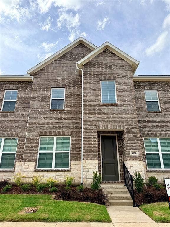 Property photo for 1020 Splitrock Drive, Allen, TX
