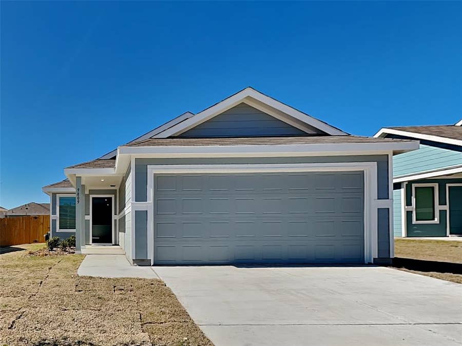 Property photo for 9809 Papillion Way, Fort Worth, TX