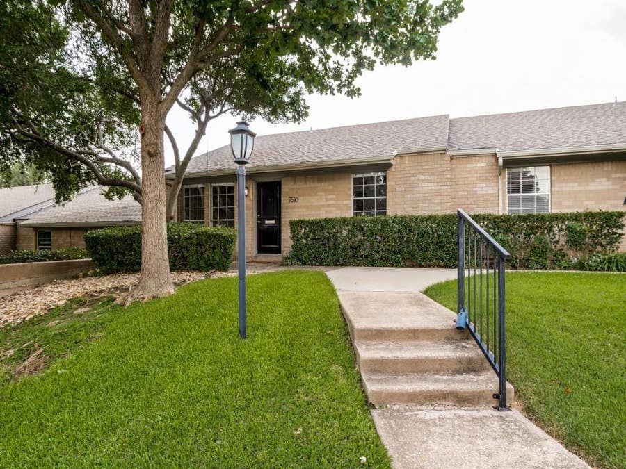 Property photo for 7510 Pebblestone Drive, Dallas, TX