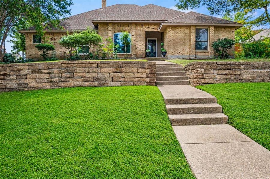 Property photo for 2014 Royal Crest Drive, Garland, TX