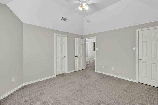 9102 Hogan Drive, Rowlett, TX 75089 9102 Hogan Drive, Rowlett, TX 75089