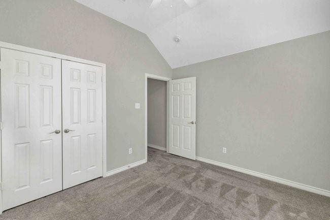 9102 Hogan Drive, Rowlett, TX 75089 9102 Hogan Drive, Rowlett, TX 75089