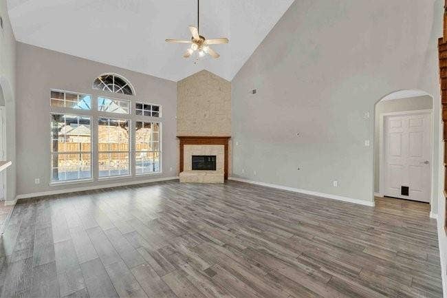 9102 Hogan Drive, Rowlett, TX 75089 9102 Hogan Drive, Rowlett, TX 75089