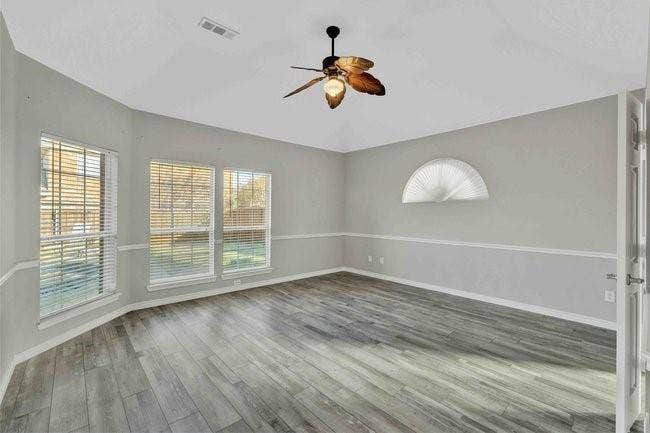 9102 Hogan Drive, Rowlett, TX 75089 9102 Hogan Drive, Rowlett, TX 75089
