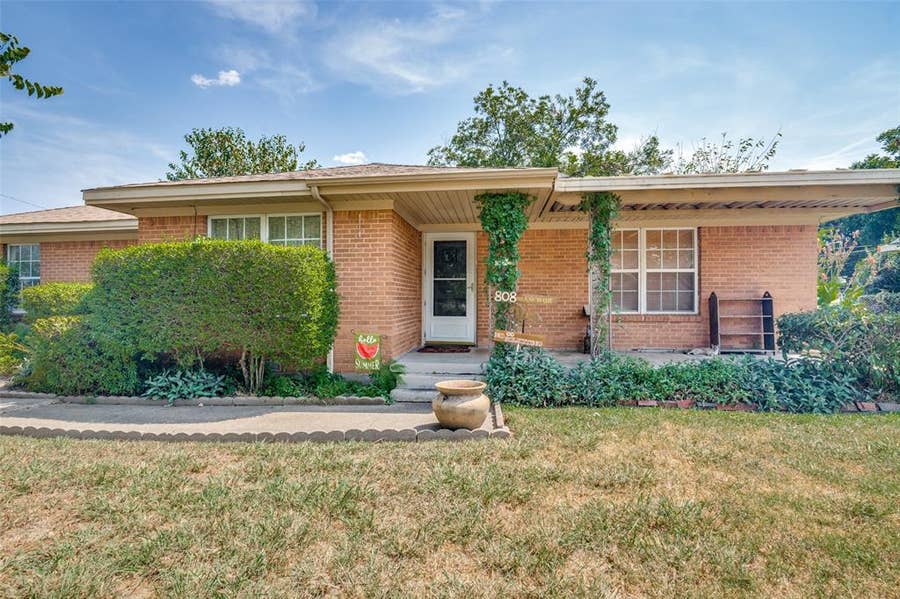 Property photo for 808 Branch Drive, Garland, TX