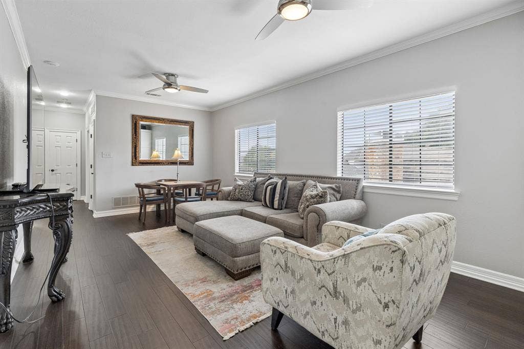 4624 Hallmark Drive, Plano, TX 75024 4624 Hallmark Drive, Plano, TX 75024