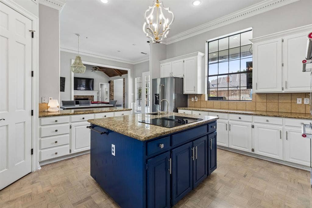 4624 Hallmark Drive, Plano, TX 75024 4624 Hallmark Drive, Plano, TX 75024
