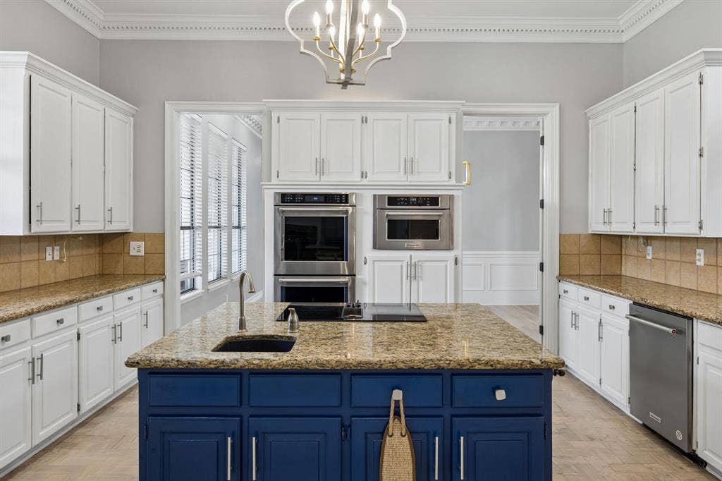 4624 Hallmark Drive, Plano, TX 75024 4624 Hallmark Drive, Plano, TX 75024
