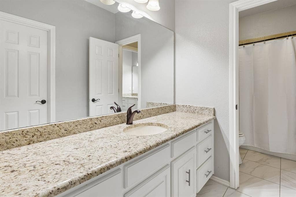4624 Hallmark Drive, Plano, TX 75024 4624 Hallmark Drive, Plano, TX 75024