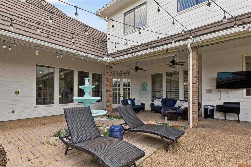 4624 Hallmark Drive, Plano, TX 75024 4624 Hallmark Drive, Plano, TX 75024