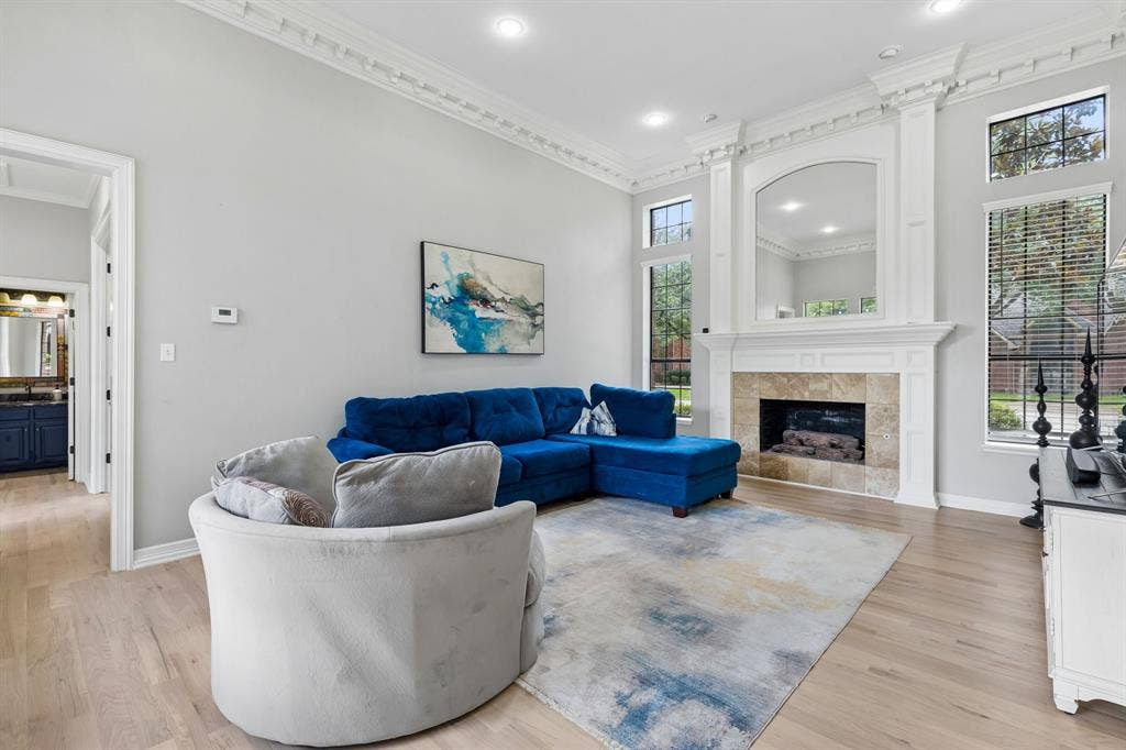 4624 Hallmark Drive, Plano, TX 75024 4624 Hallmark Drive, Plano, TX 75024
